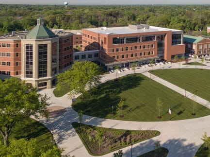 lisle 1 433x323 1